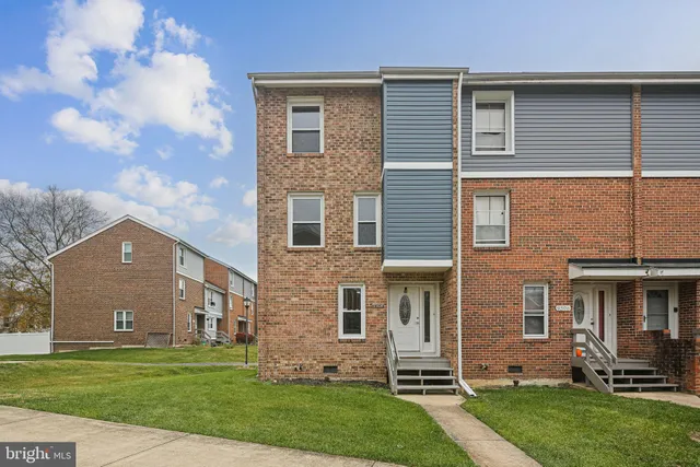 $350,000 | 9304 Canterbury Riding, Unit 21, Laurel, MD 20723