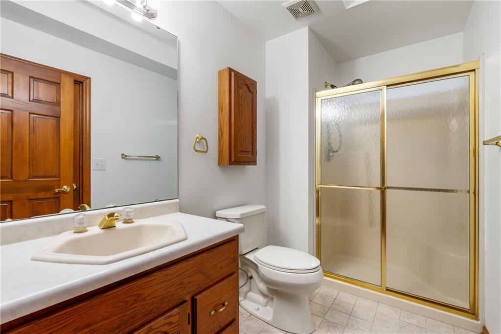 1624 Branning Road Pittsburgh, PA 15235 - Photo 19 of 25 Gallery Image 19