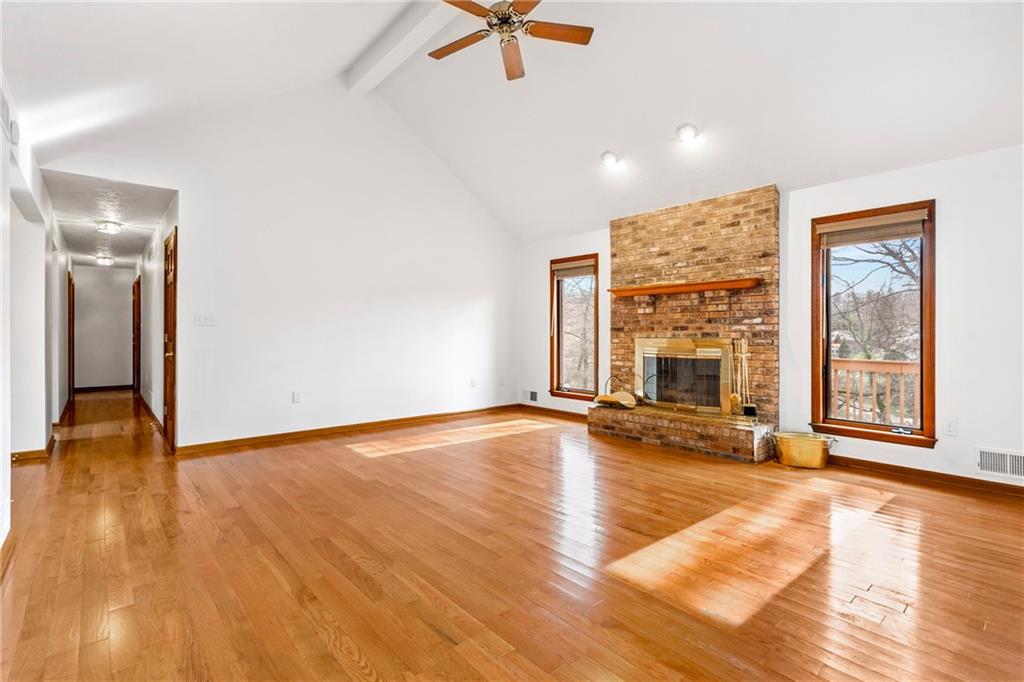 1624 Branning Road Pittsburgh, PA 15235 - Photo 4 of 25 Gallery Image 4