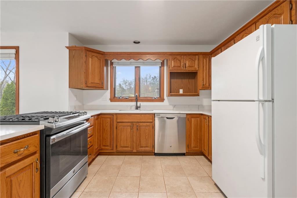 1624 Branning Road Pittsburgh, PA 15235 - Photo 7 of 25 Gallery Image 7