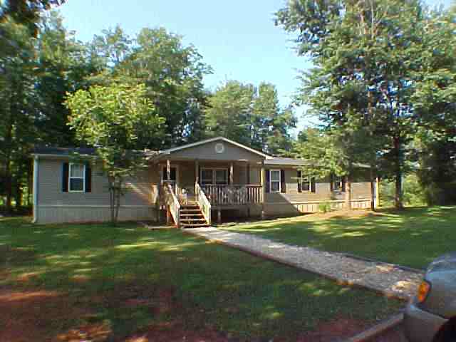 447 North Major Road Belton, SC 29627 - Photo 2 of 9