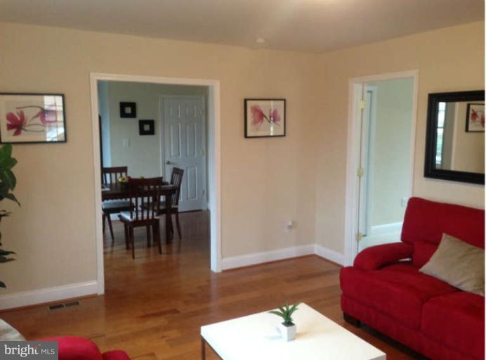 4818 Wheeler Road Oxon Hill, MD 20745 - Photo 21 of 21 Living Room