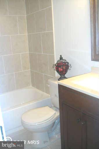 4818 Wheeler Road Oxon Hill, MD 20745 - Photo 9 of 21 Bath