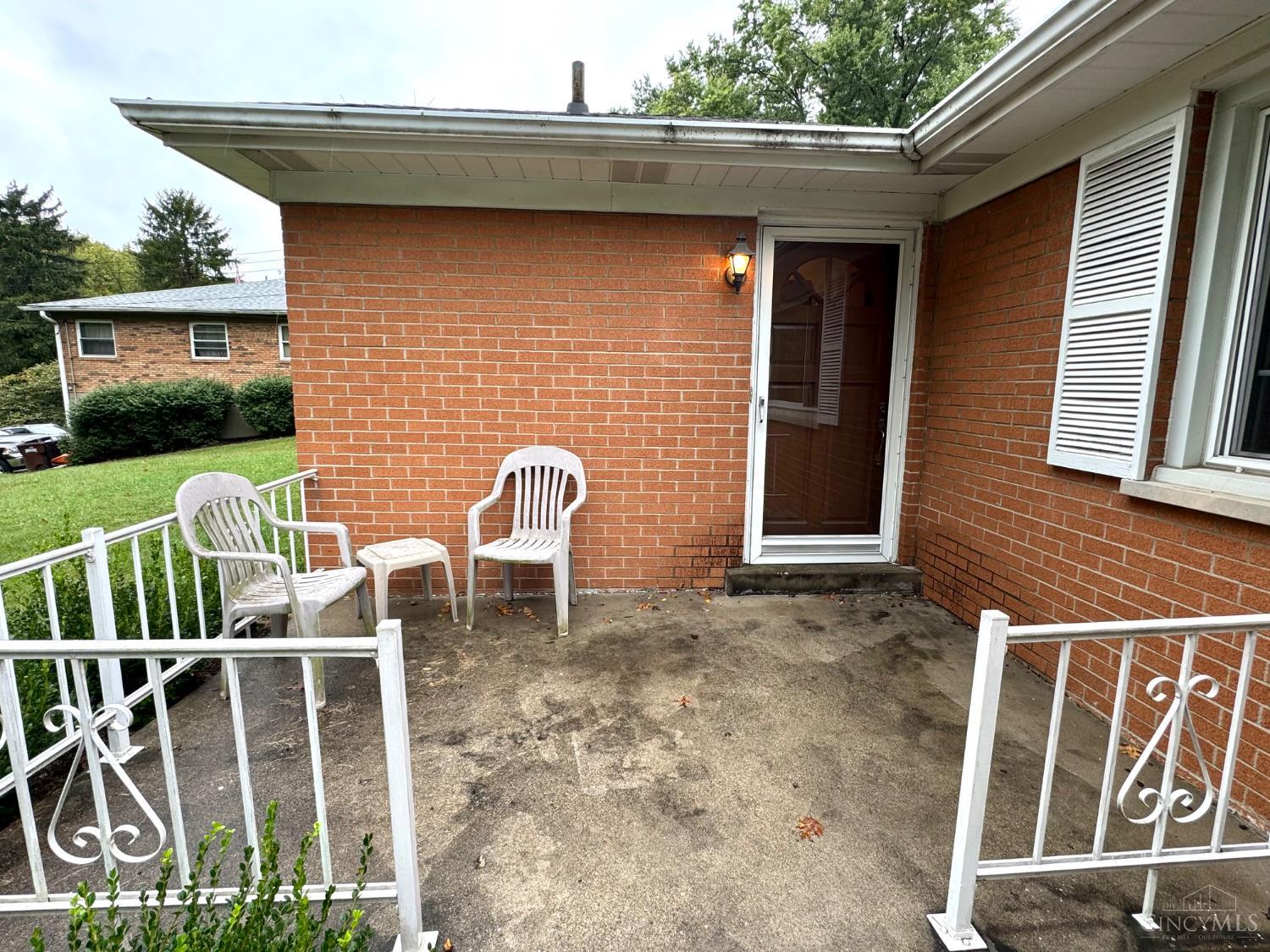 2451 Hunt Road Reading, OH 45215 - Photo 6 of 50 Gallery Image 6