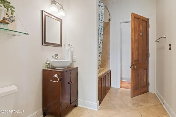 $1,100,000 | 5726 Eagle Pass Drive, Youngsville, LA 70592