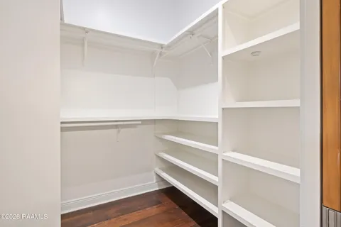 $1,100,000 | 5726 Eagle Pass Drive, Youngsville, LA 70592