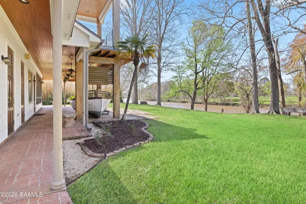 $1,100,000 | 5726 Eagle Pass Drive, Youngsville, LA 70592