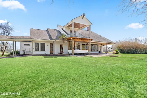 $1,100,000 | 5726 Eagle Pass Drive, Youngsville, LA 70592