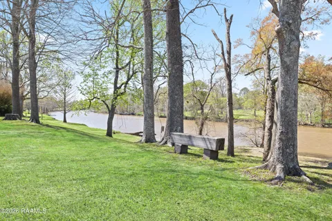 $1,100,000 | 5726 Eagle Pass Drive, Youngsville, LA 70592