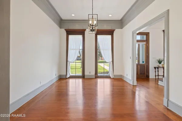 $1,100,000 | 5726 Eagle Pass Drive, Youngsville, LA 70592