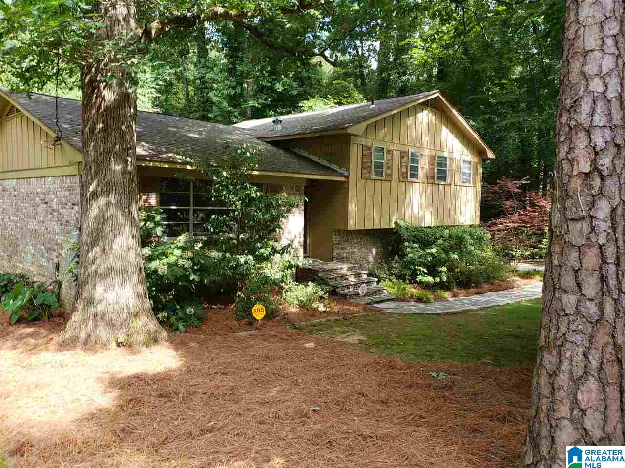 3551 Valley Circle Birmingham, AL 35243 - Photo 2 of 47