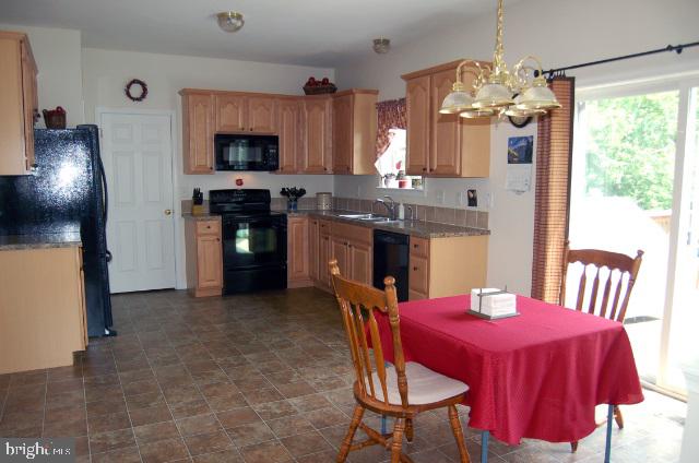 595 Rocky Ridge Road Spring Grove, PA 17362 - Photo 12 of 36