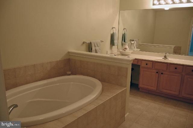 595 Rocky Ridge Road Spring Grove, PA 17362 - Photo 20 of 36