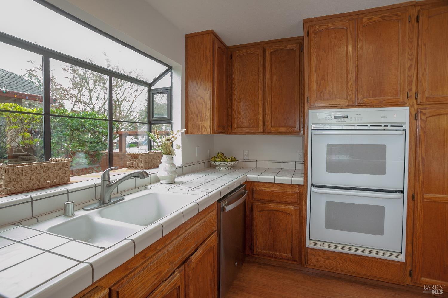 1869 Amy Avenue Santa Rosa, CA 95401 - Photo 14 of 41