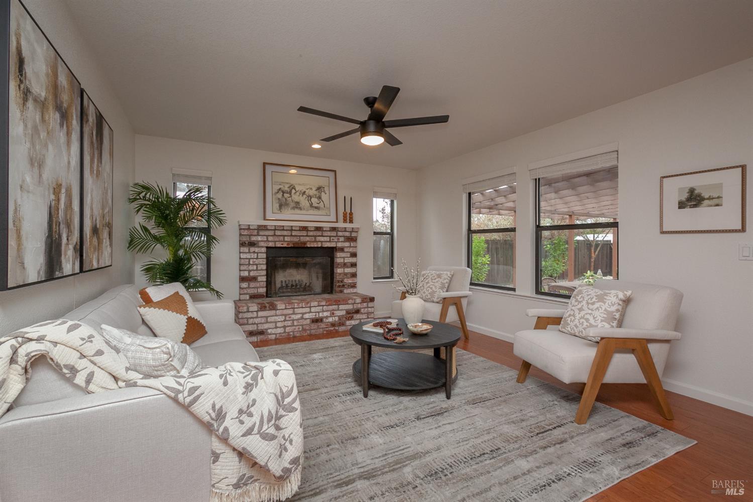 1869 Amy Avenue Santa Rosa, CA 95401 - Photo 9 of 41