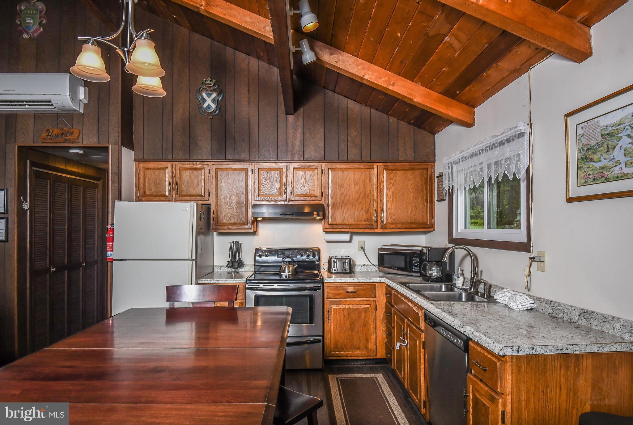 746 Pine Tree Point Road Swanton, MD 21561 - Photo 6 of 23 Kitchen