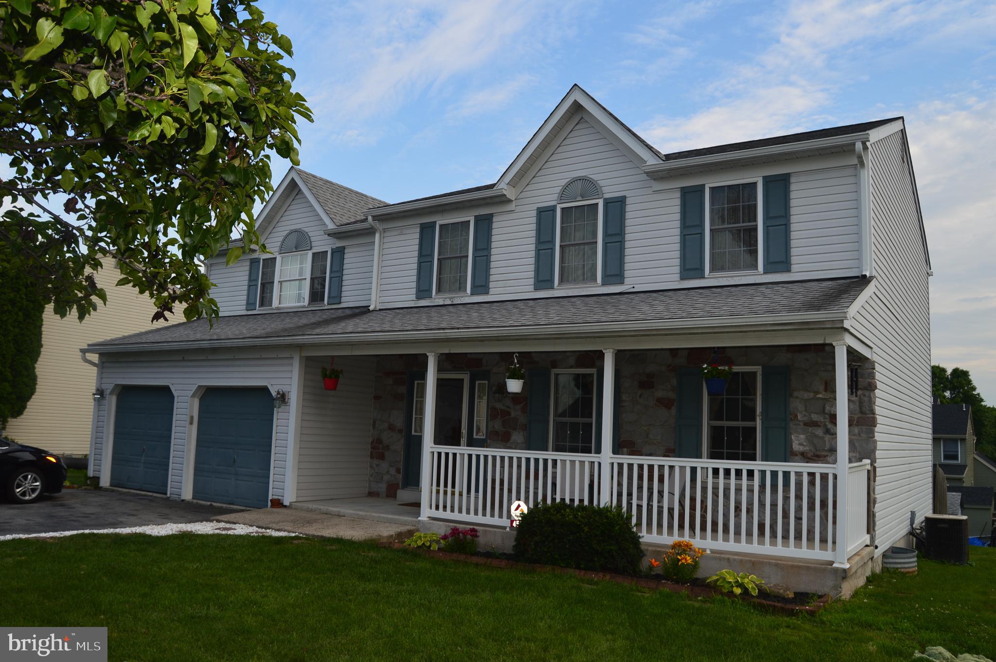 4530 Hillside Road Reading, PA 19606 - Photo 1 of 25 Front View