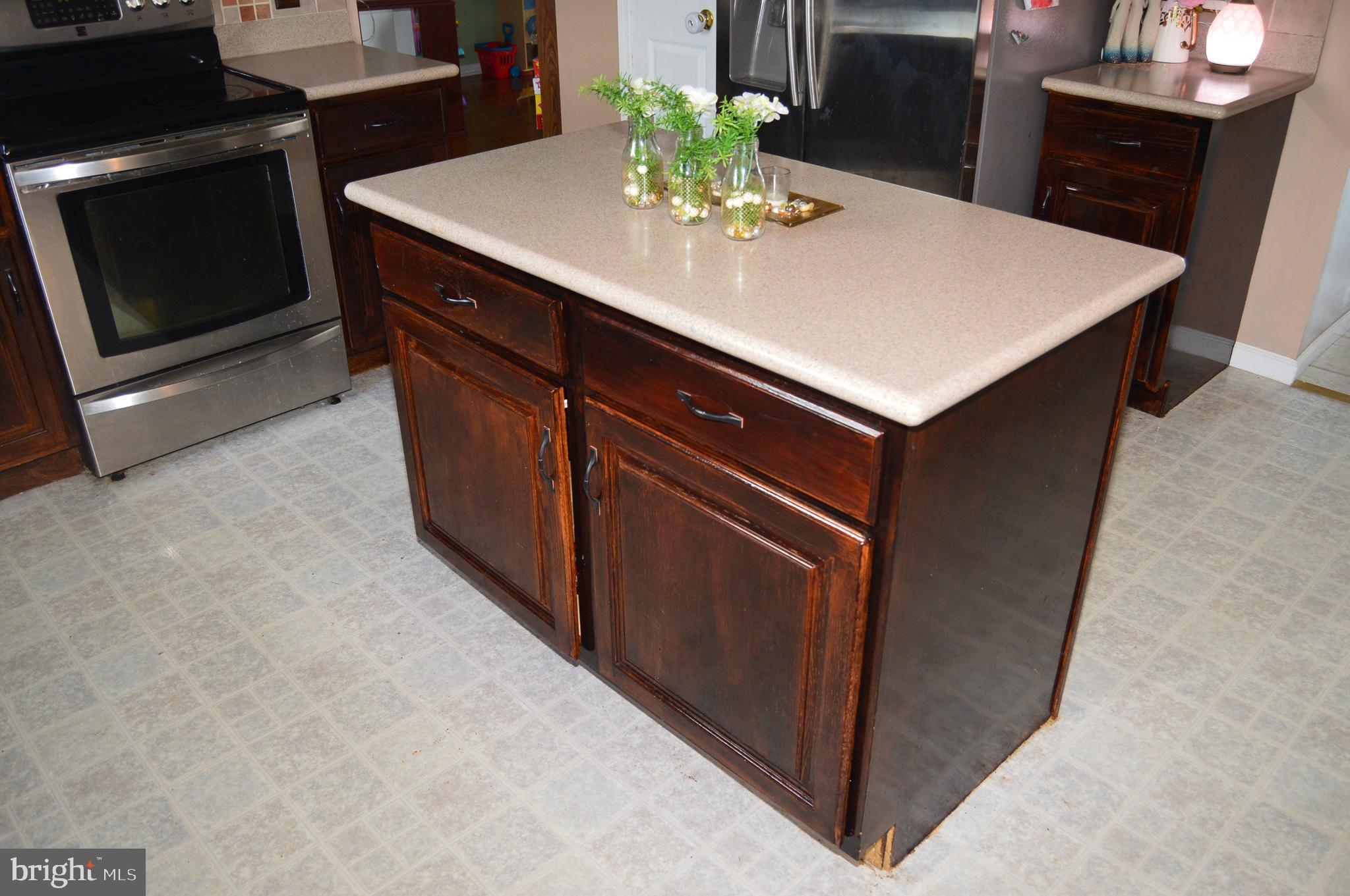 4530 Hillside Road Reading, PA 19606 - Photo 20 of 25 Kitchen Island