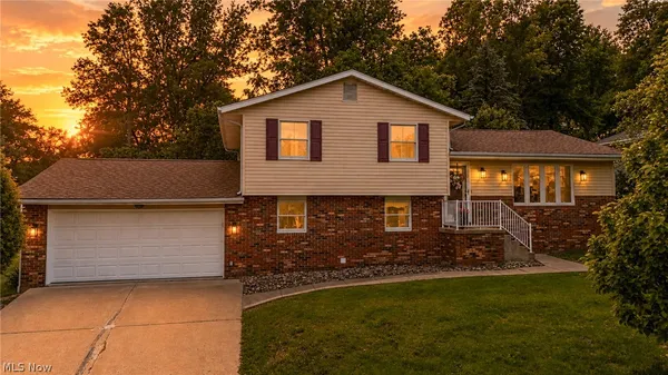 $269,900 | 120 Windermere Drive, St. Clairsville, OH 43950