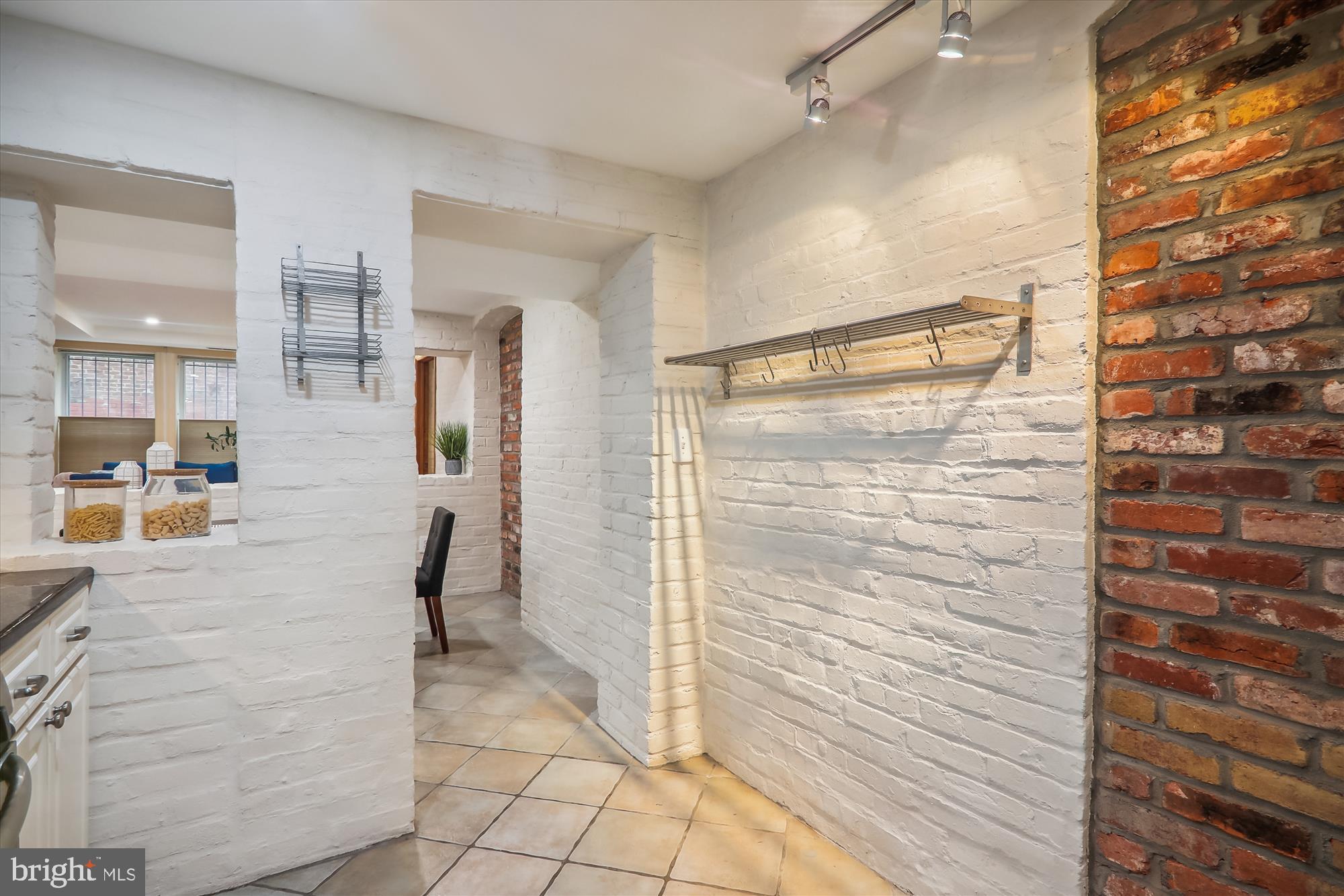 2038 18th Street Northwest, Unit T1 Washington, DC 20009 - Photo 23 of 42