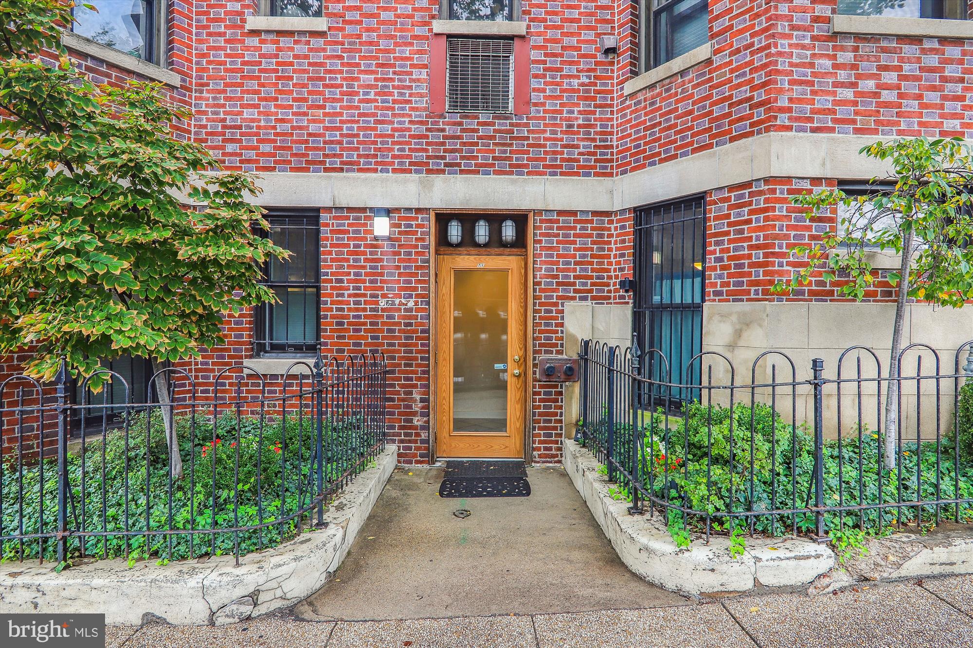 2038 18th Street Northwest, Unit T1 Washington, DC 20009 - Photo 3 of 42