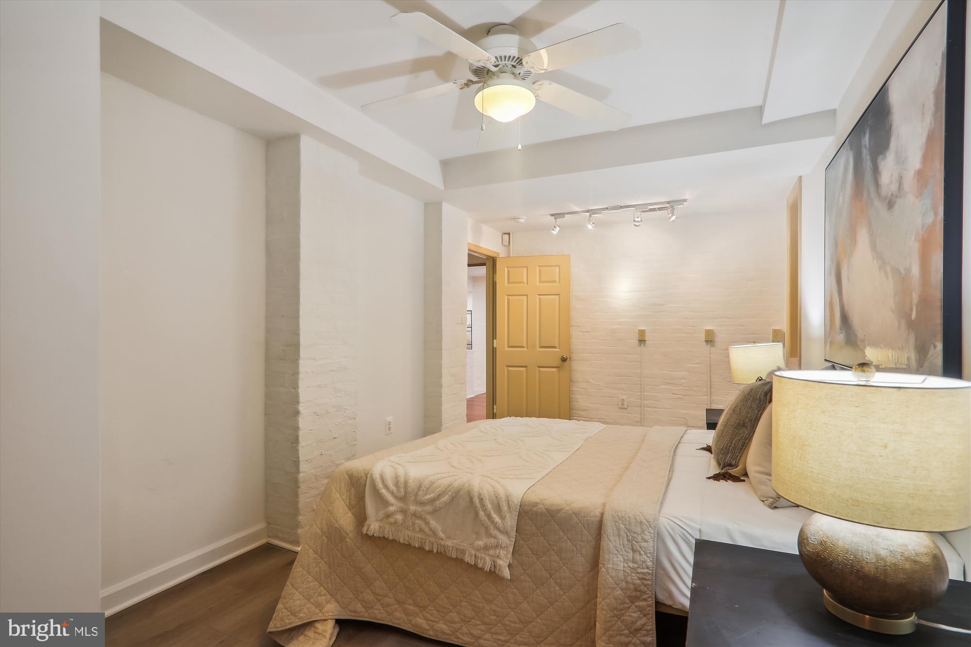 2038 18th Street Northwest, Unit T1 Washington, DC 20009 - Photo 35 of 42