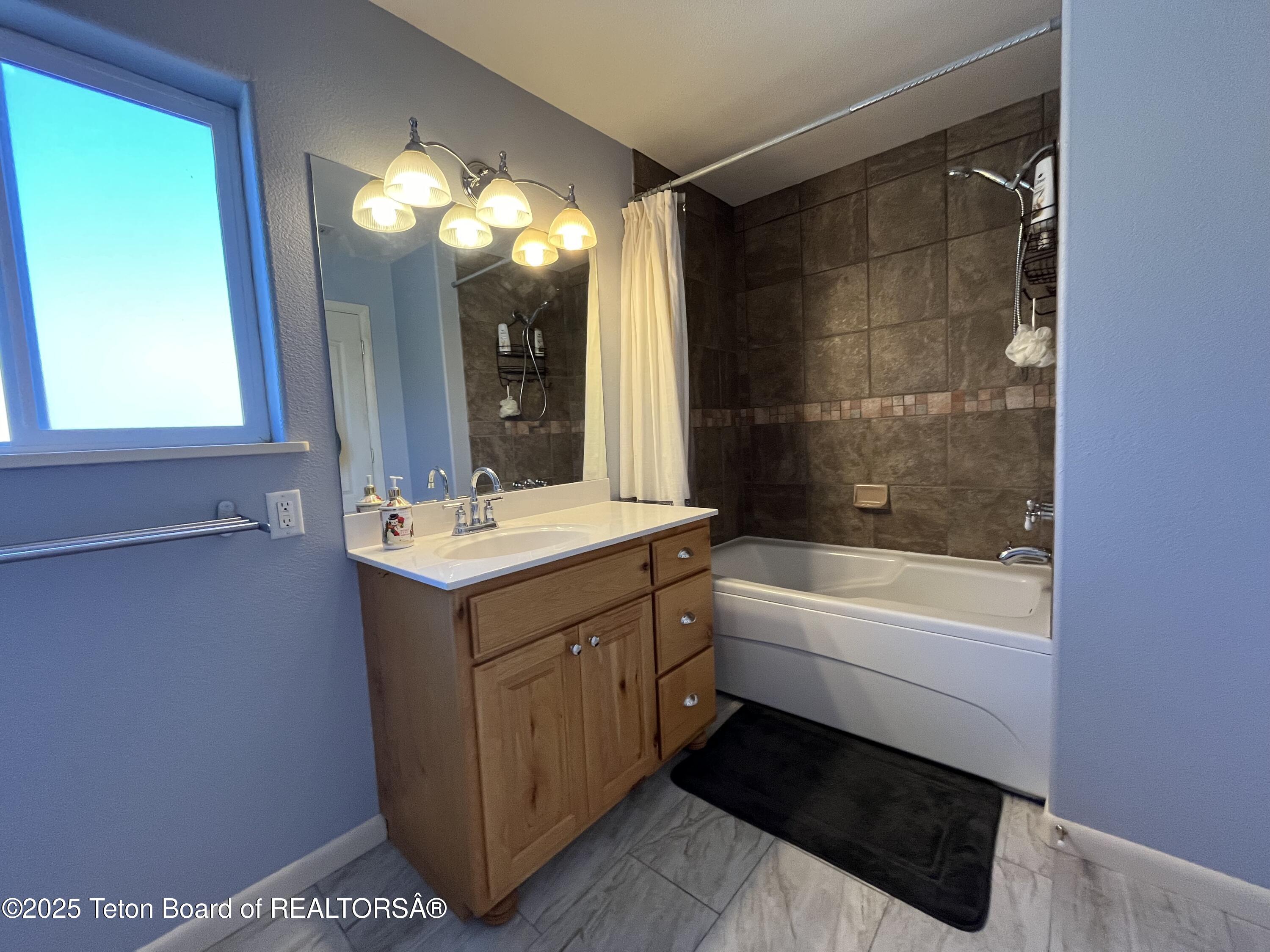 417 Grizzly Road Thayne, WY 83127 - Photo 20 of 25 full bath