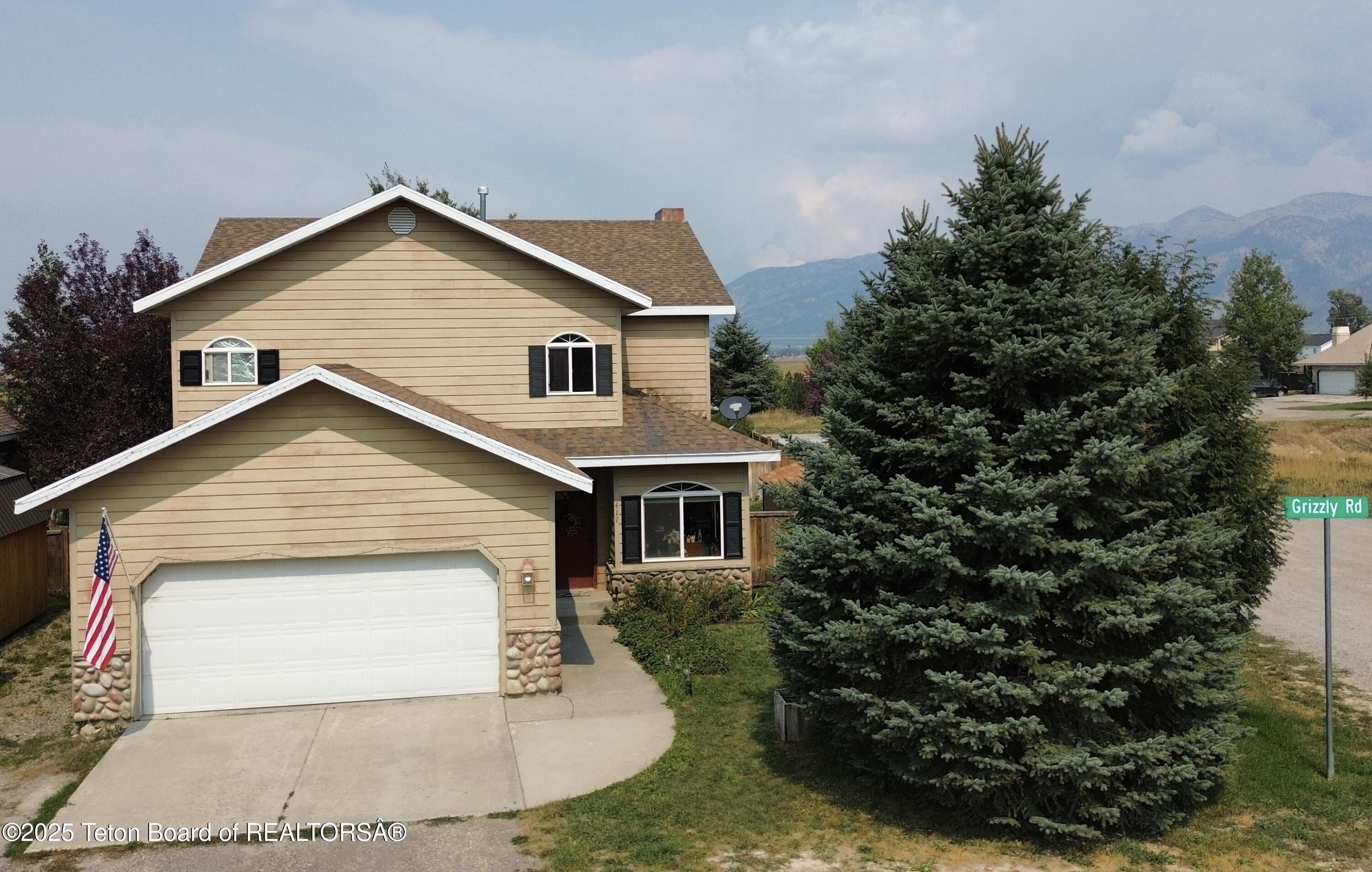 417 Grizzly Road Thayne, WY 83127 - Photo 25 of 25 primary