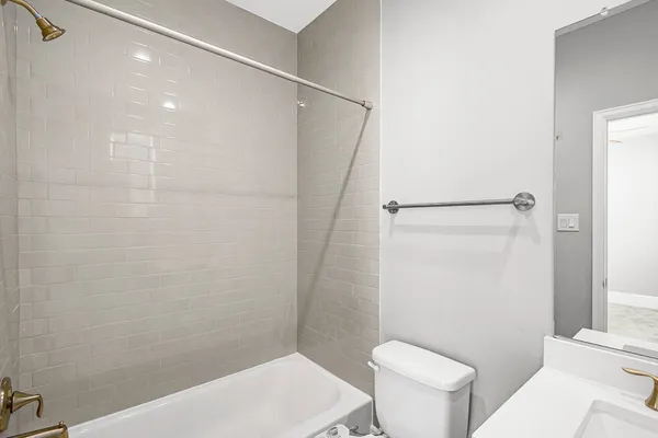 $2,600 | 411 North Nagle Street, Unit A, Houston, TX 77003