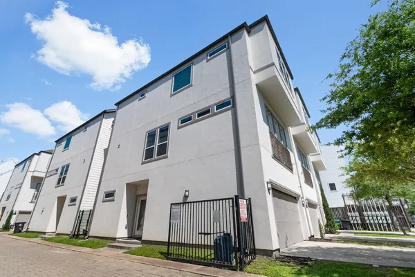 $2,600 | 411 North Nagle Street, Unit A, Houston, TX 77003