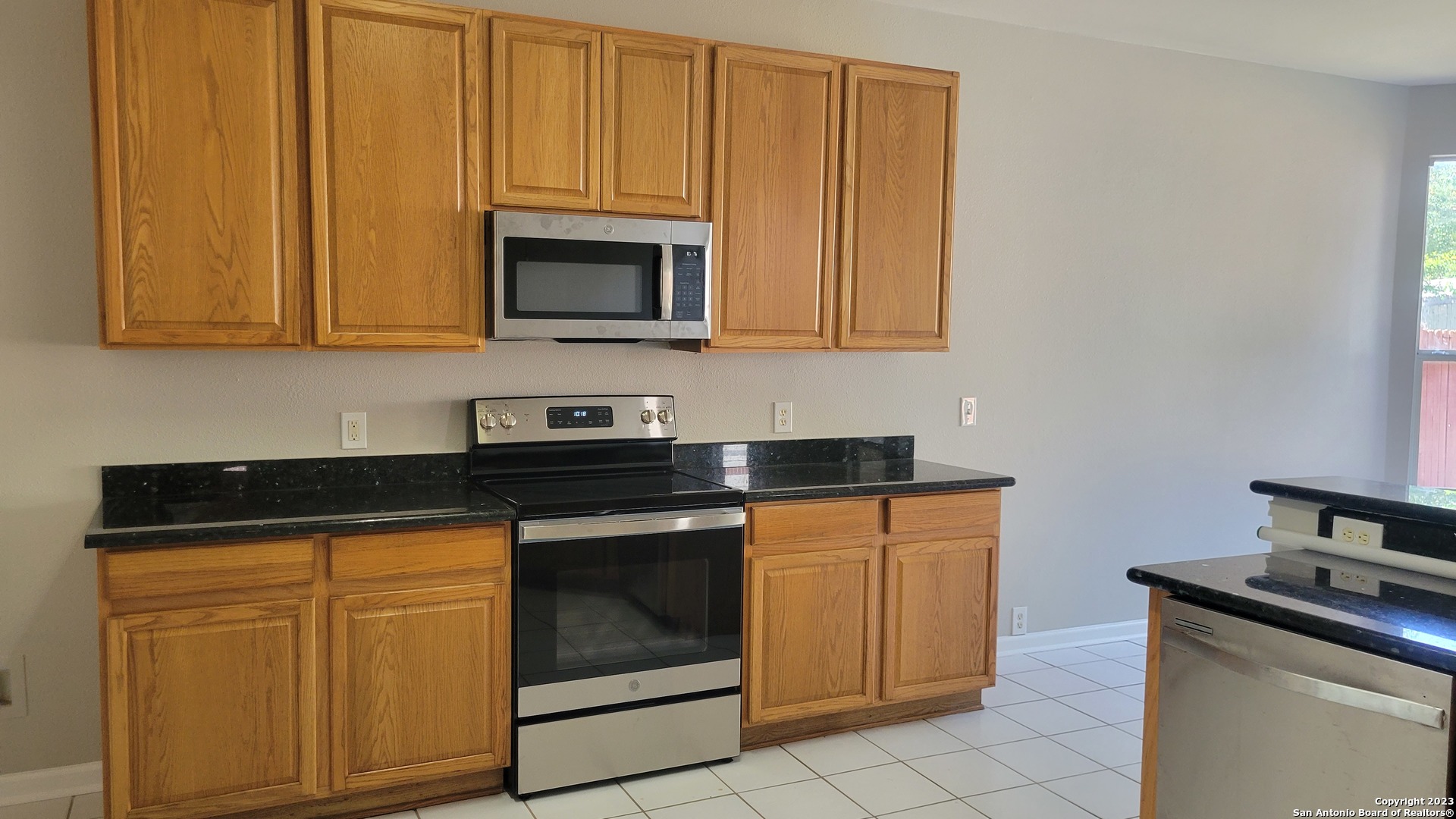 21318 Rio Sabinal San Antonio, TX 78259 - Photo 9 of 35
