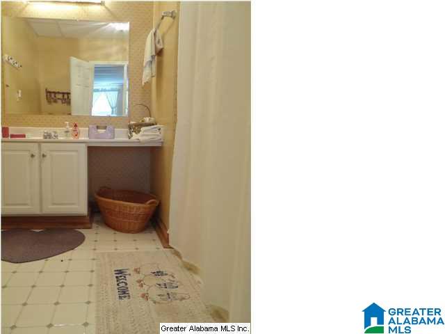 1014 Crest Road Leeds, AL 35094 - Photo 28 of 32