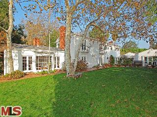 191 South Rockingham Avenue Los Angeles, CA 90049 - Photo 1 of 1 Gallery Image 1