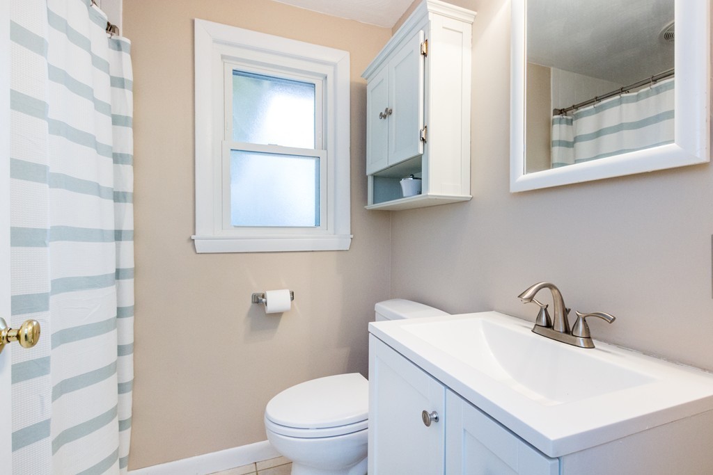 3 Wickford Road Framingham, MA 01701 - Photo 13 of 21 Gallery Image 13