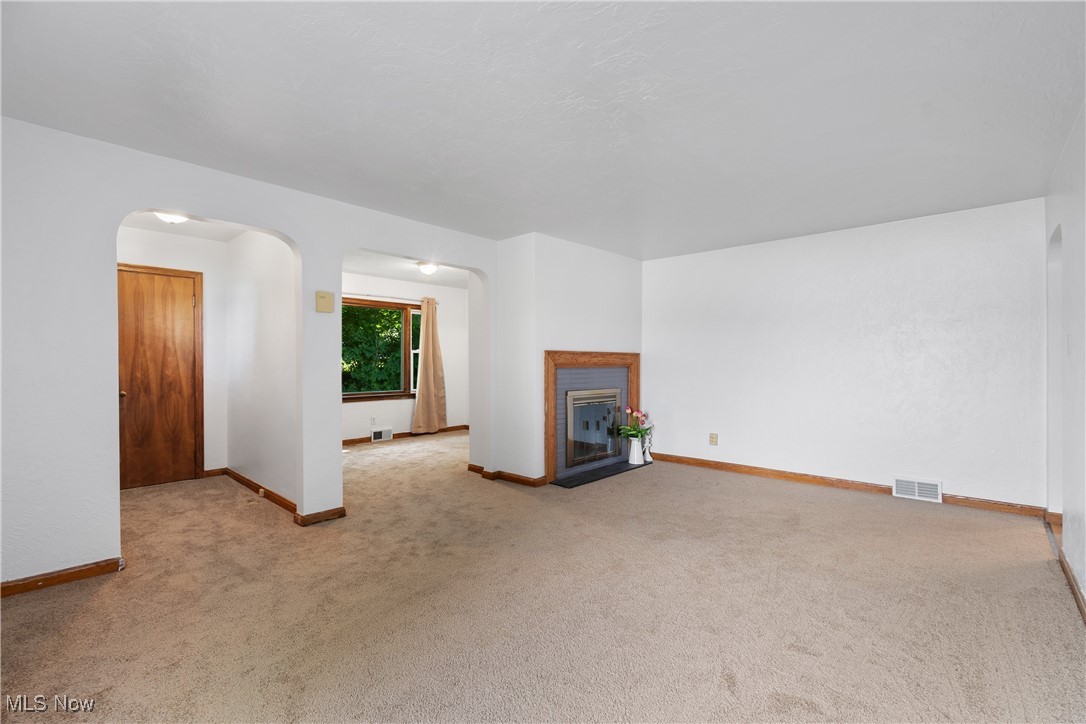 3788 Manchester Road Akron, OH 44319 - Photo 6 of 32