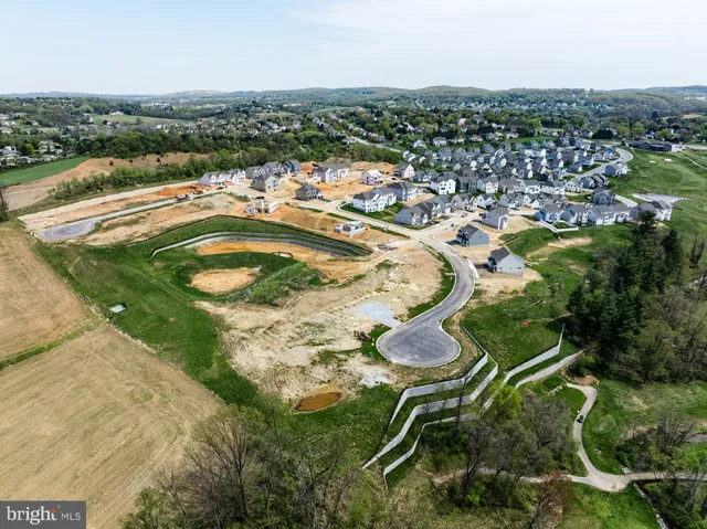 $524,485 | 2600 Alperton Drive, Unit LACHLAN, York, PA 17402