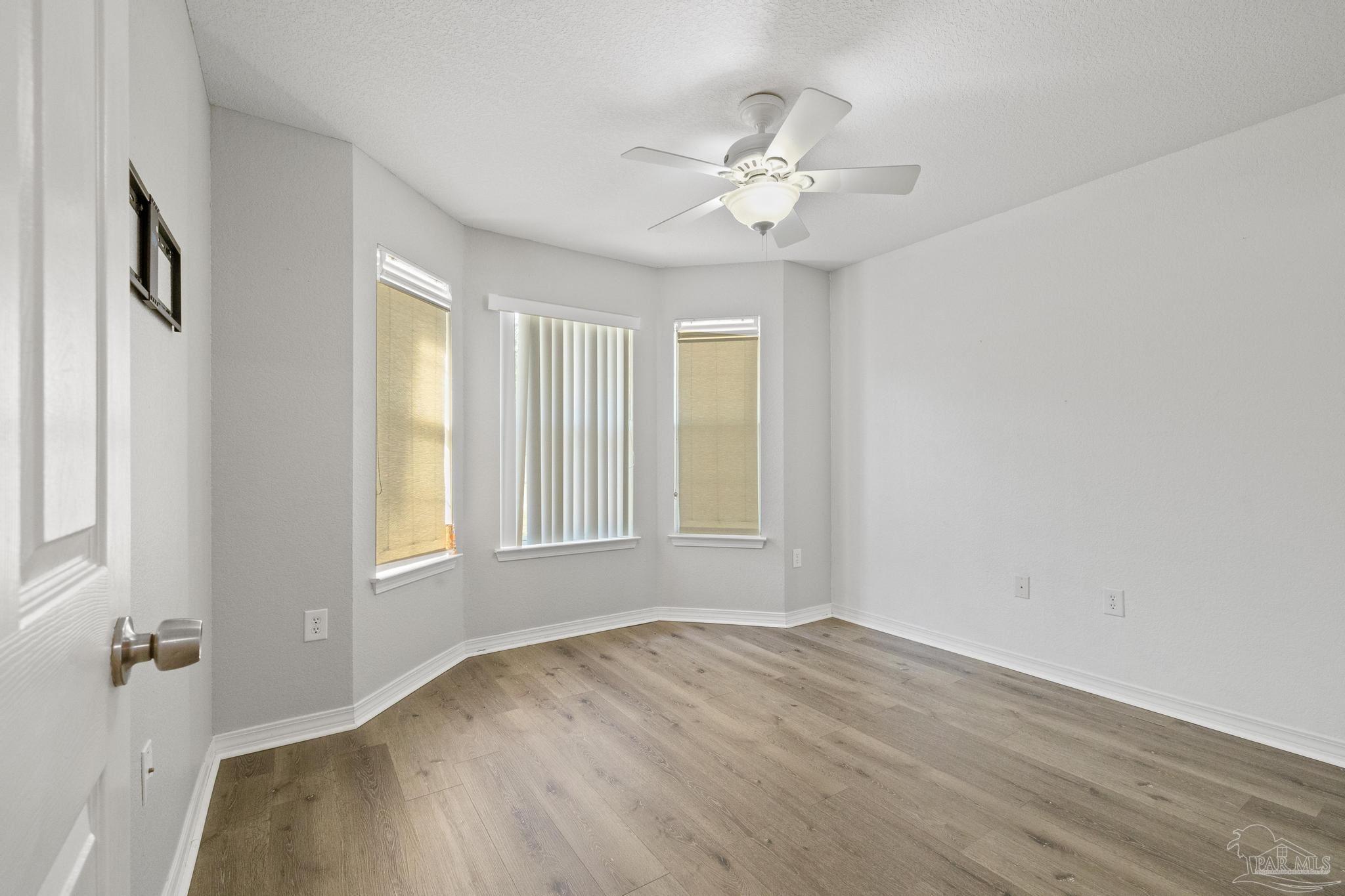 6802 Wallace Drive Pace, FL 32571 - Photo 15 of 72