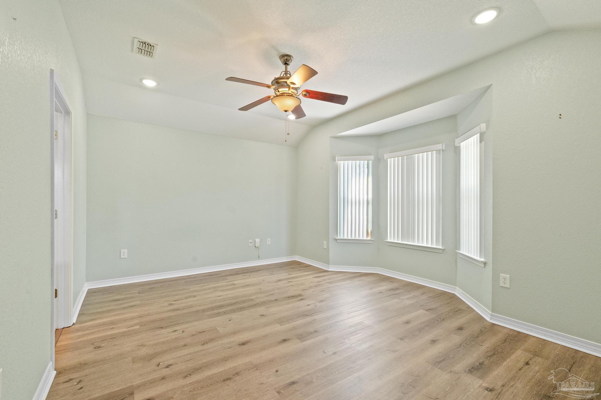 6802 Wallace Drive Pace, FL 32571 - Photo 19 of 72