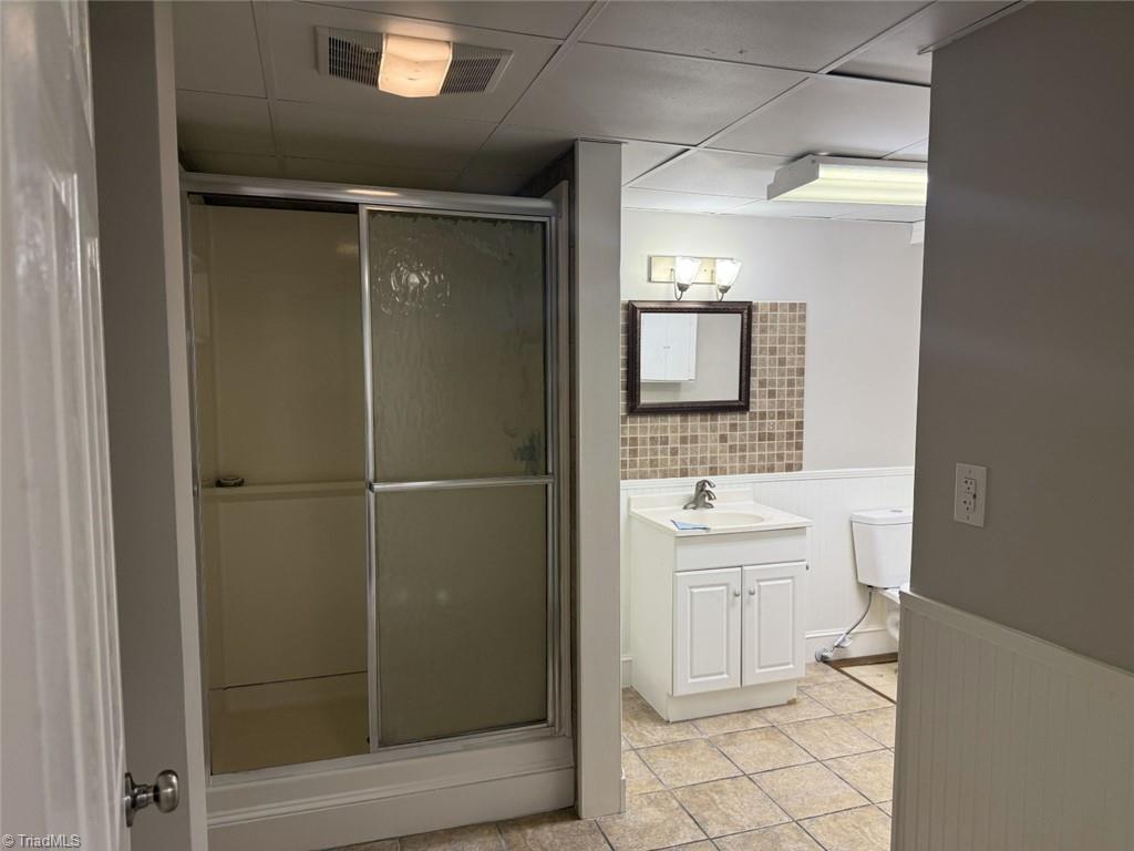 220 Logan Court King, NC 27021 - Photo 3 of 17