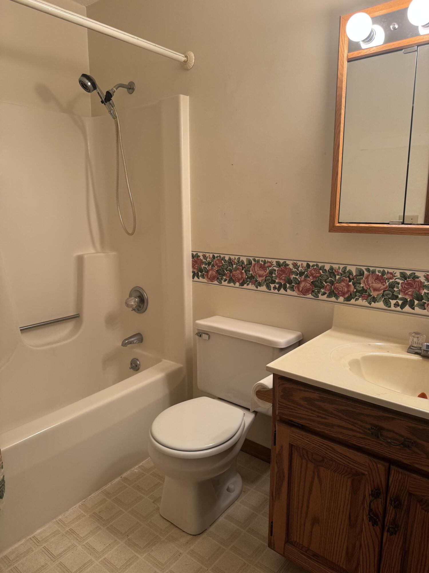 1991 Willow Road Springfield, OH 45502 - Photo 16 of 24 Gallery Image 16