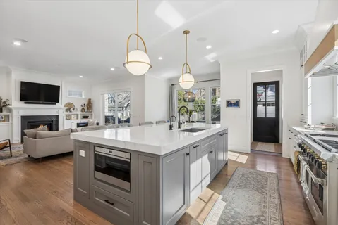 $1,749,000 | 4041 Johnson Avenue, Western Springs, IL 60558