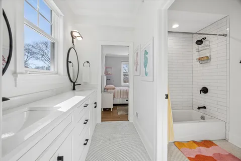 $1,749,000 | 4041 Johnson Avenue, Western Springs, IL 60558