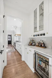 $1,749,000 | 4041 Johnson Avenue, Western Springs, IL 60558