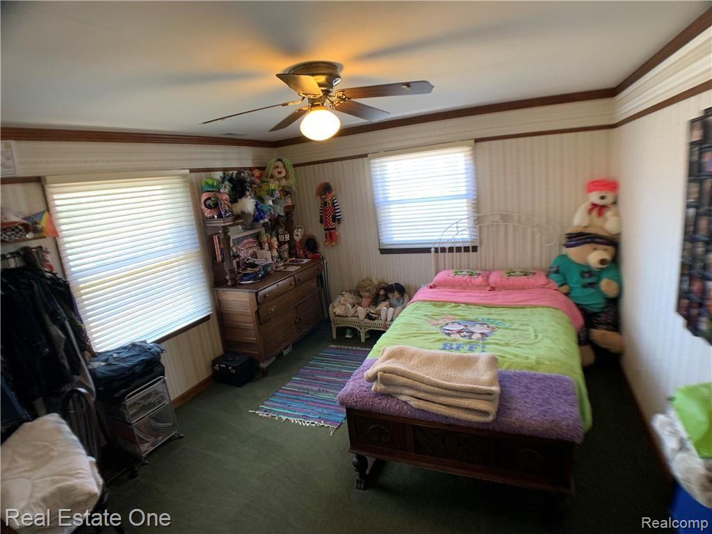 6970 Hatchery Road Waterford, MI 48327 - Photo 20 of 38 Bedroom