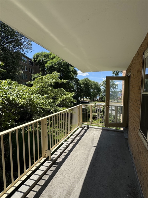 145 Pinckney Street, Unit 335 Boston, MA 02114 - Photo 8 of 16