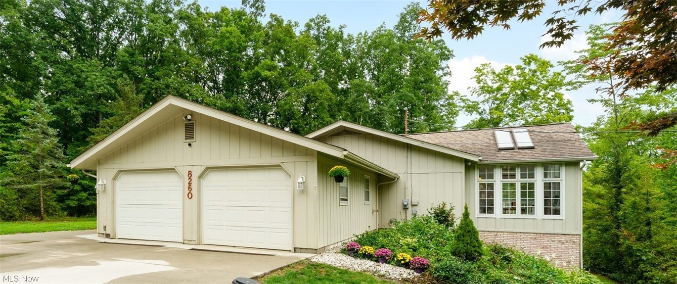8260 Gibson Road Canfield, OH 44406 - Photo 1 of 35 Gallery Image 1