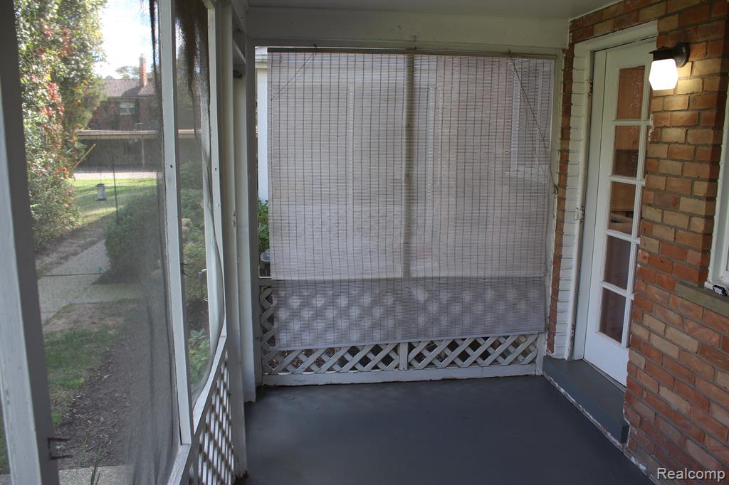 1006 Tottenham Road Birmingham, MI 48009 - Photo 40 of 50