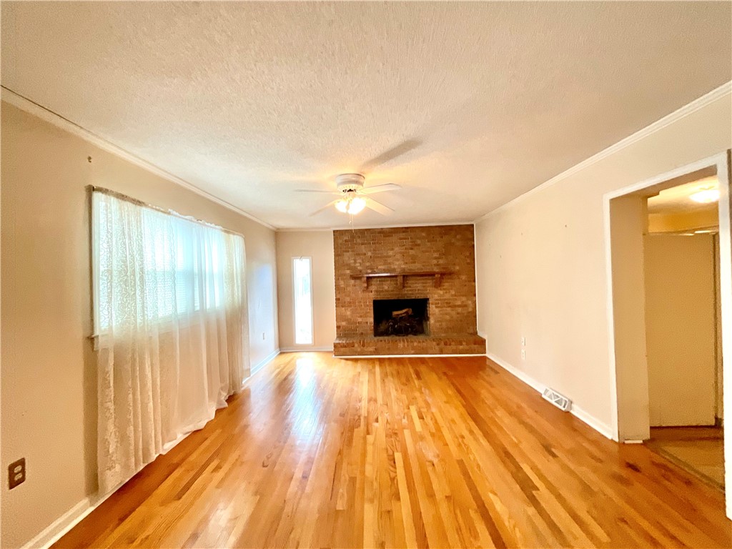 133 Julian Drive Seneca, SC 29678 - Photo 12 of 40 Den