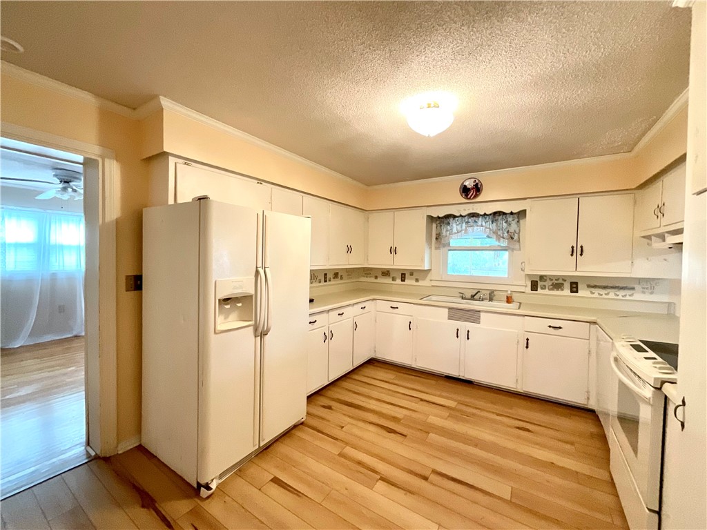 133 Julian Drive Seneca, SC 29678 - Photo 8 of 40