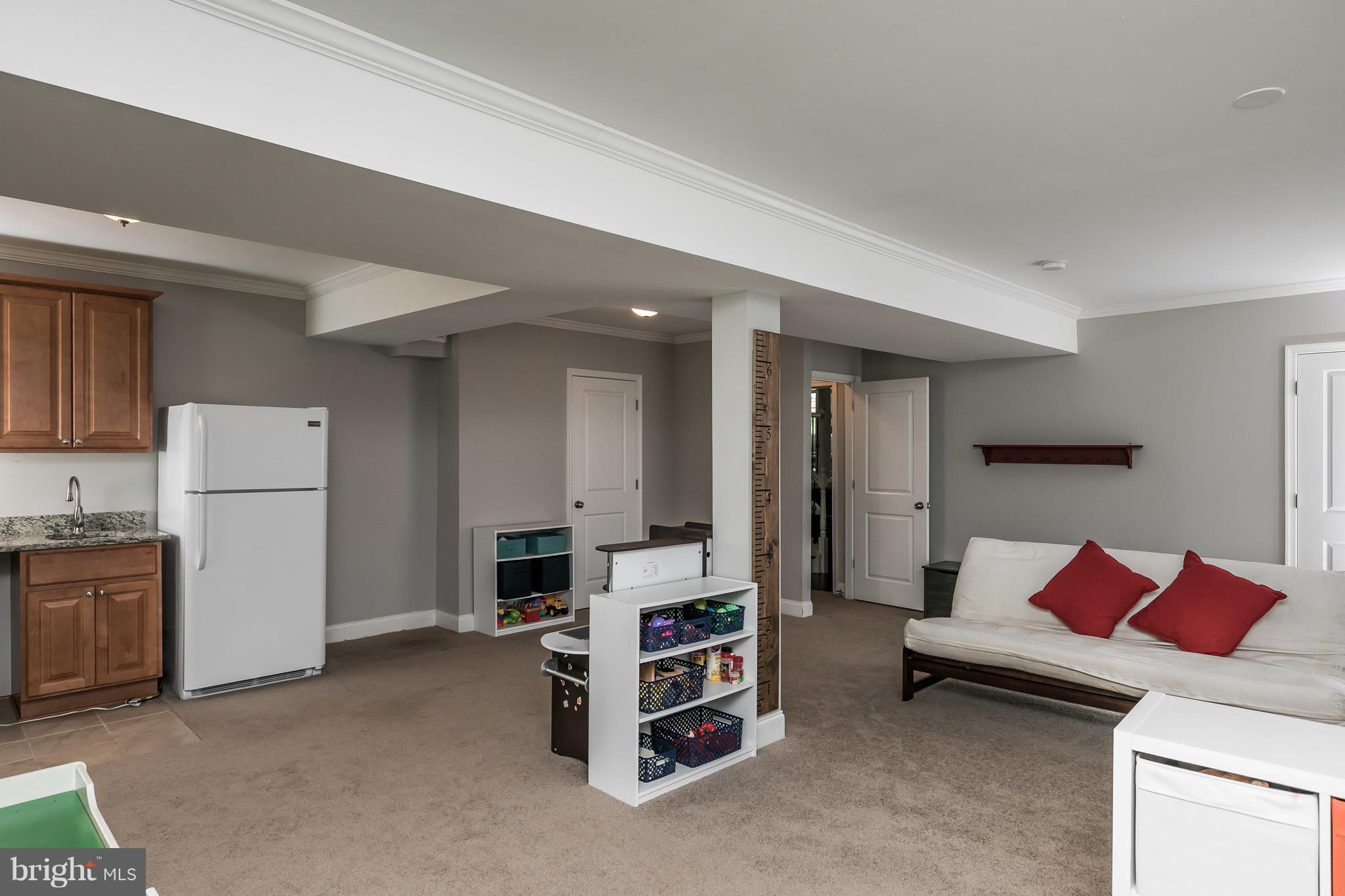 2905 Paper Mill Road Phoenix, MD 21131 - Photo 15 of 29 a room with furniture and a bed